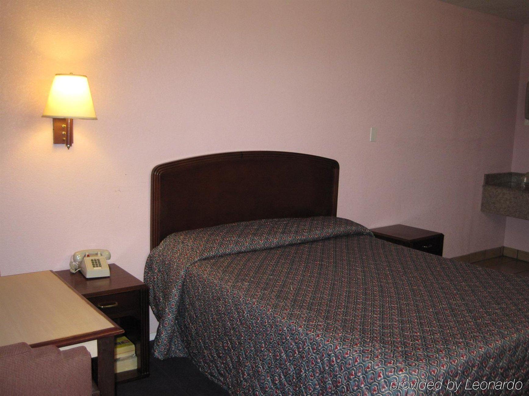 Pinn Road Inn And Suites Lackland Afb And Seaworld Сан Антонио Стая снимка