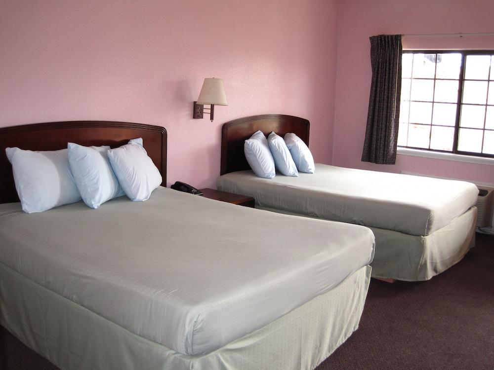 Pinn Road Inn And Suites Lackland Afb And Seaworld Сан Антонио Екстериор снимка